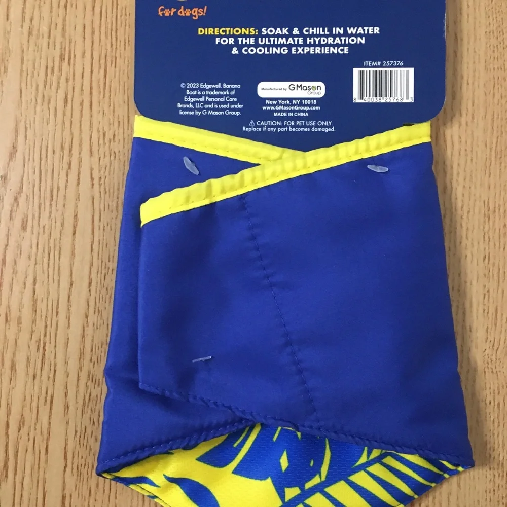 New Doggie Banana Boat Cooling Bandana One Size Fits Most Soak & Chill in Water